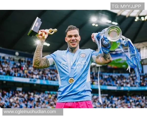 曼晚报道埃德森若离队科斯塔有望成曼城夏季引援首选